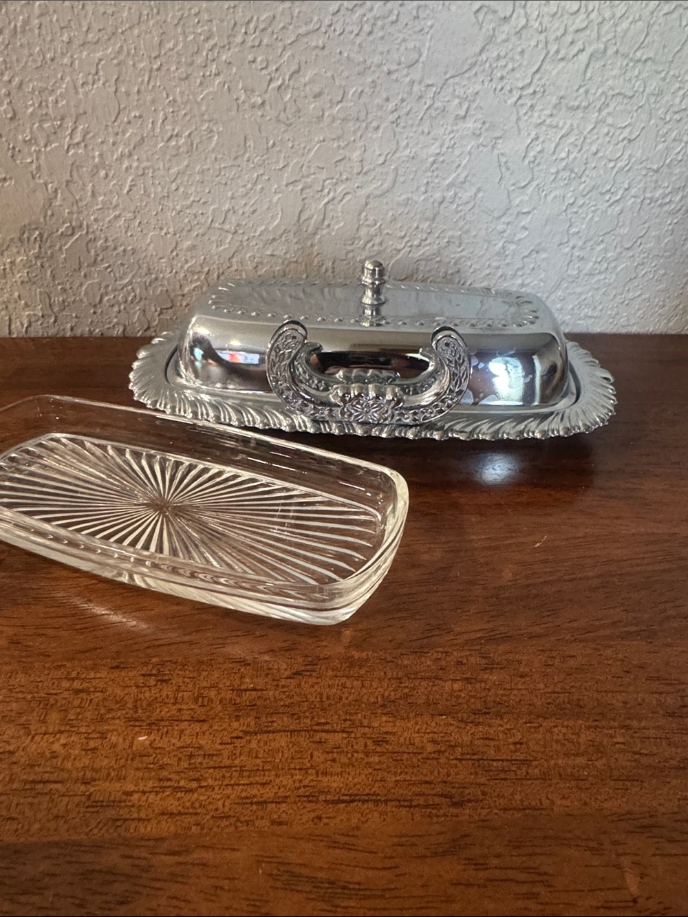 Irvinware Vintage Covered Butter Dish with Glass Liner